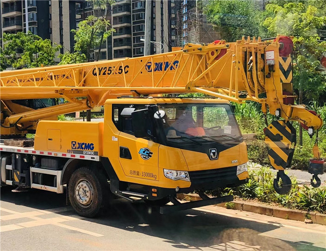 驻马店市大件设备吊装租赁吊车